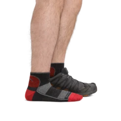 Men's 1715 Quarter Lightweight Running Sock -SummitStrider Gear 1715 Team DTV footwear