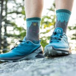 Women's Treetop Weekender 3-Pack -SummitStrider Gear DarnTough RickerPond Product CirilliPhoto 353 5000x3333 11265658 e973 426c 893c ad5e40a8cd5d a39ff300 4ab0 4d0b 9cea 1eb4660ca05c