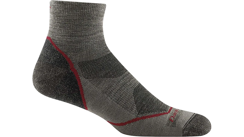 Darn Tough Light Hiker Quarter Lightweight Hiking Socks - Men's 1 Darn Tough Light Hiker Quarter Lightweight Hiking Socks - Men's