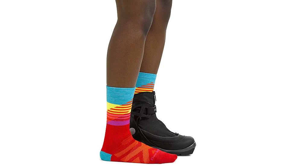 Darn Tough Lillehammer Nordic Boot Lightweight Ski Sock - Womens 2 Darn Tough Lillehammer Nordic Boot Lightweight Ski Sock - Womens - Image 2